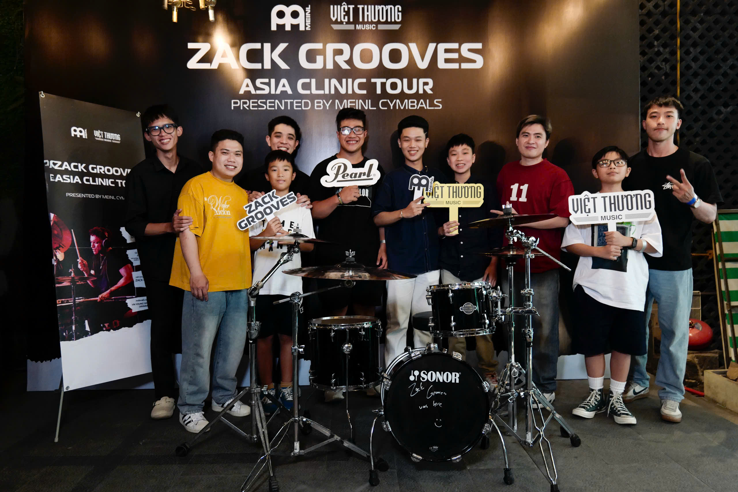 Zack Grooves With Young Generation Drummer 2025